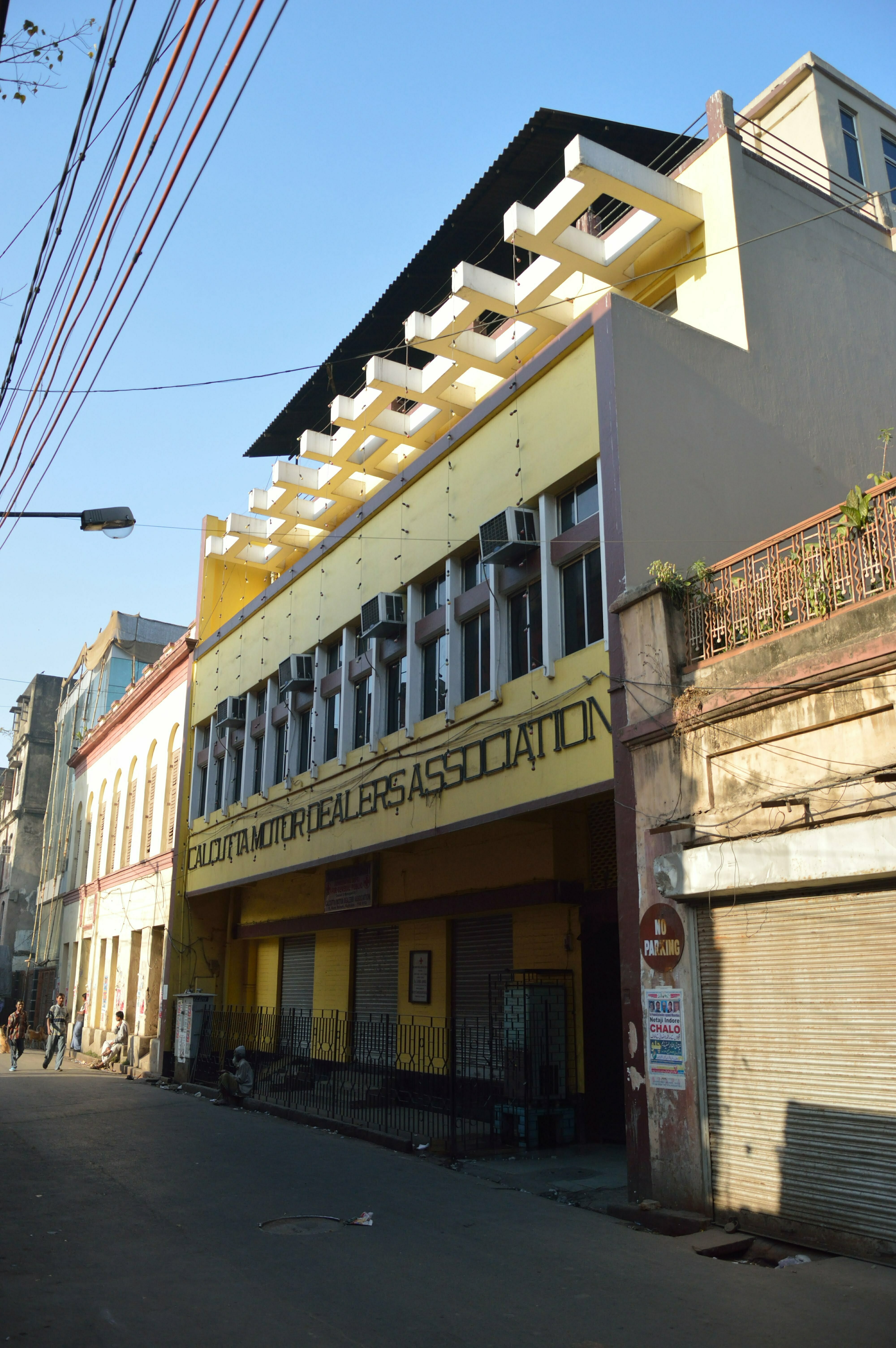 Two belongings sellers killed for resisting robbery bid