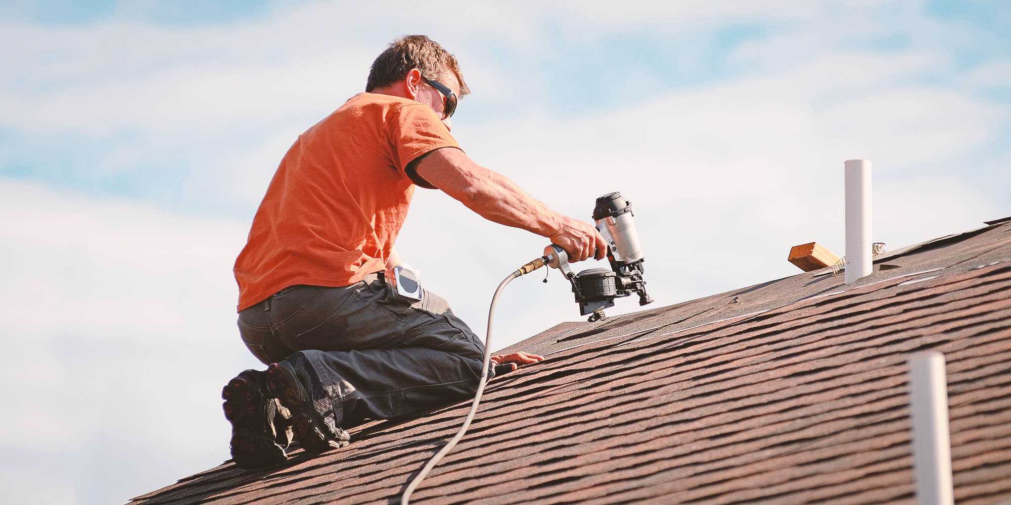 Rogue roofers almost con woman with dementia out of £5k