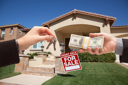 Nayeem’s spouse, four accomplices held for promoting benami homes