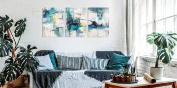 Turquoise Decorations That Go Well With a Blue Room